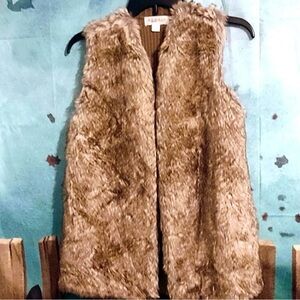 Women’s Faux Fur Vest in Brown